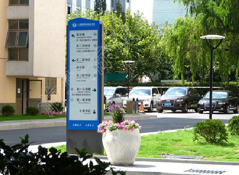 双江哪些因素影响宣传栏的制作？